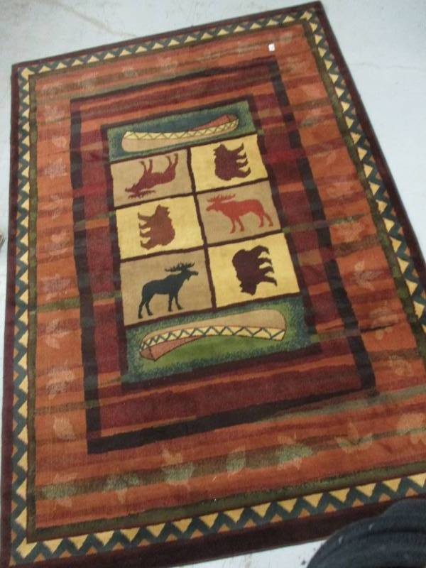 lot 121 image: Cabin Rug 5.3 X 7.6