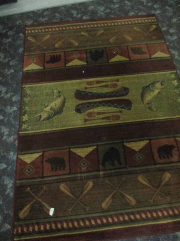 lot 122 image: Cabin Rug 5.3 X7.6