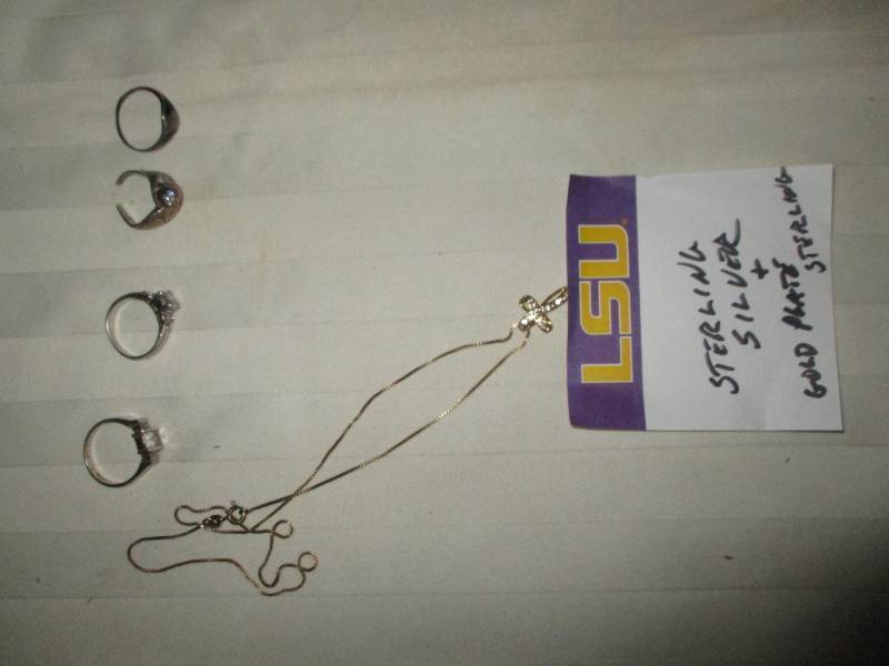 lot 138 image: Sterling Silver and Gold Plated Silver Necklace, Some look like Diamponds but not sure