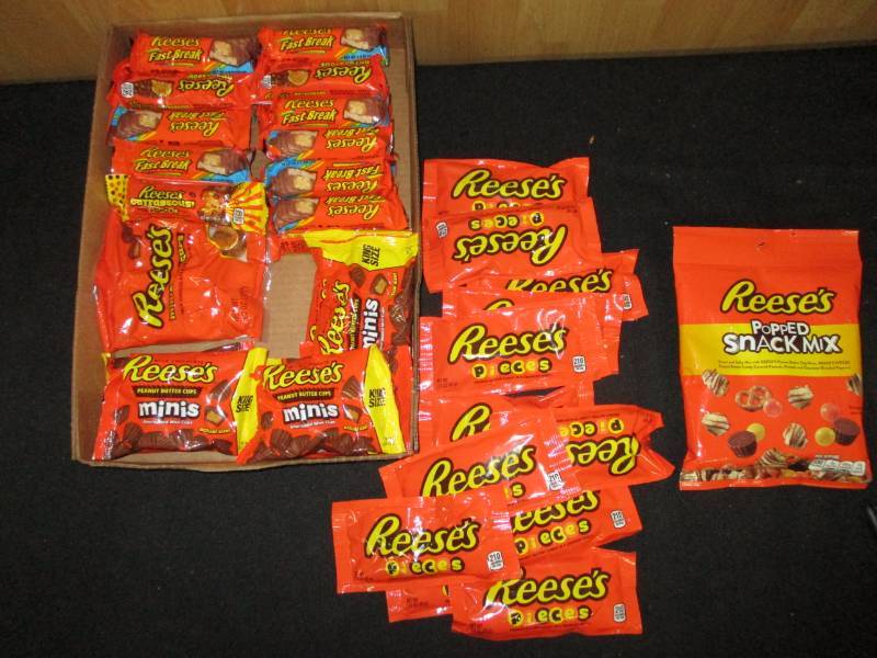 lot 394 image: 44 Variety of Reeses