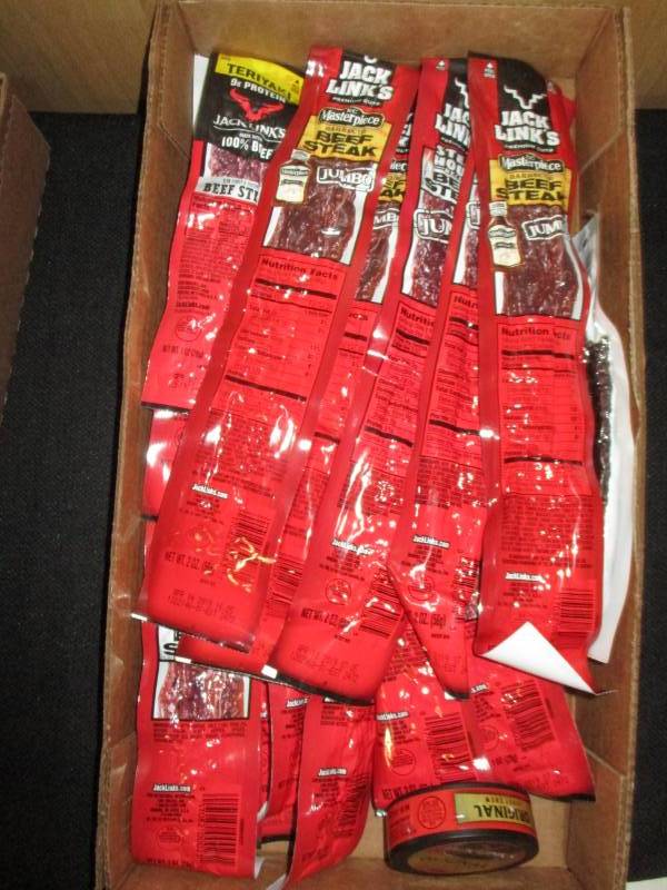 lot 361 image: 21 Beef Jerky