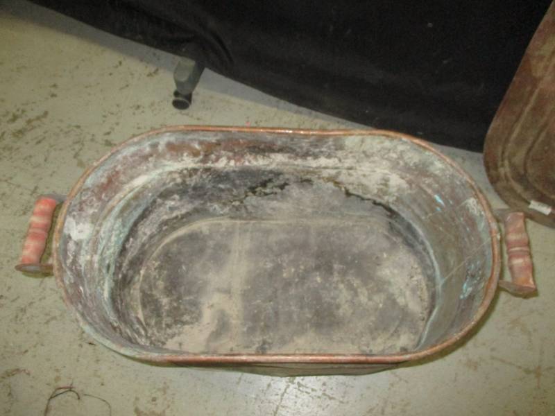 lot 270 image: Copper Boiler and lid