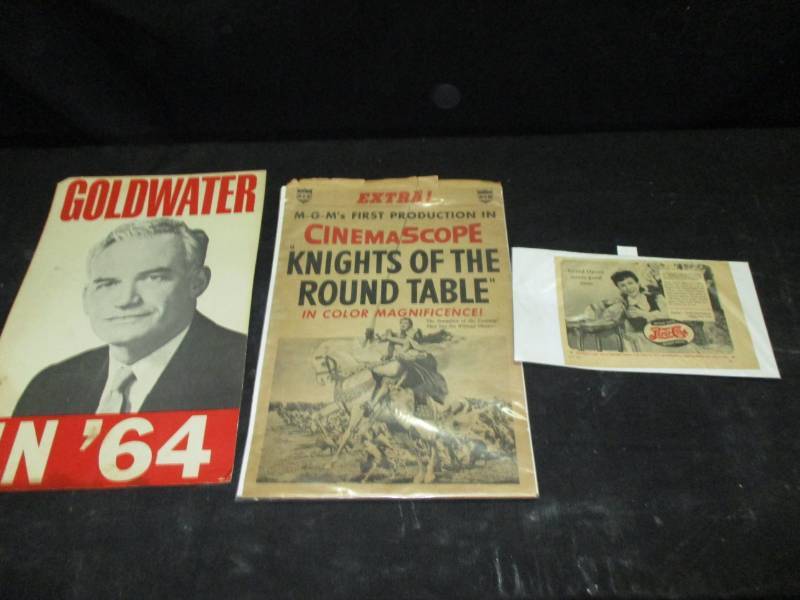 lot 334 image: Old memobelia