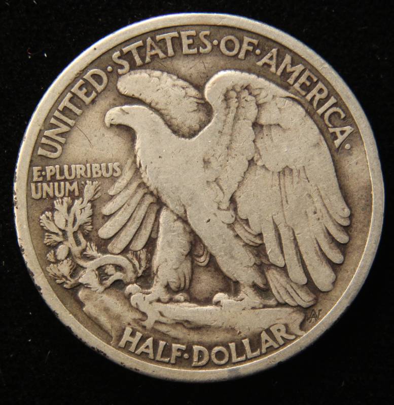 lot 05 image: 1916 WALKING LIBERTY HALF DOLLAR