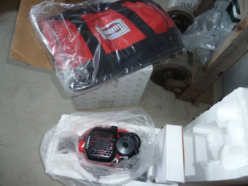 lot 9 image: New unopened plunge router (last on...
