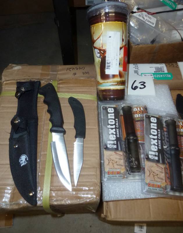 lot 63 image: new hunting knife set with 2 knives...