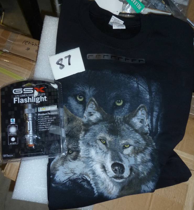 lot 87 image: Mens Large wolf sweatshirt and GSX ...