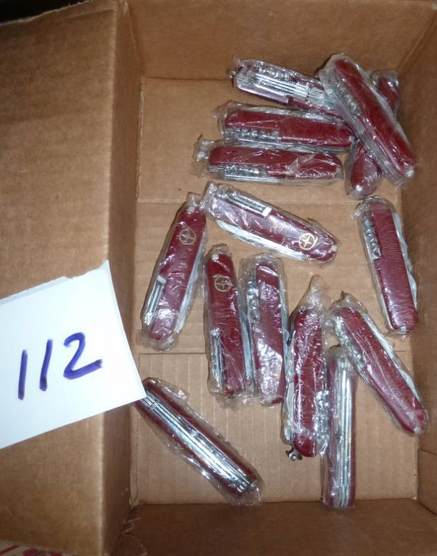 lot 112 image: 14 swiss army knives...