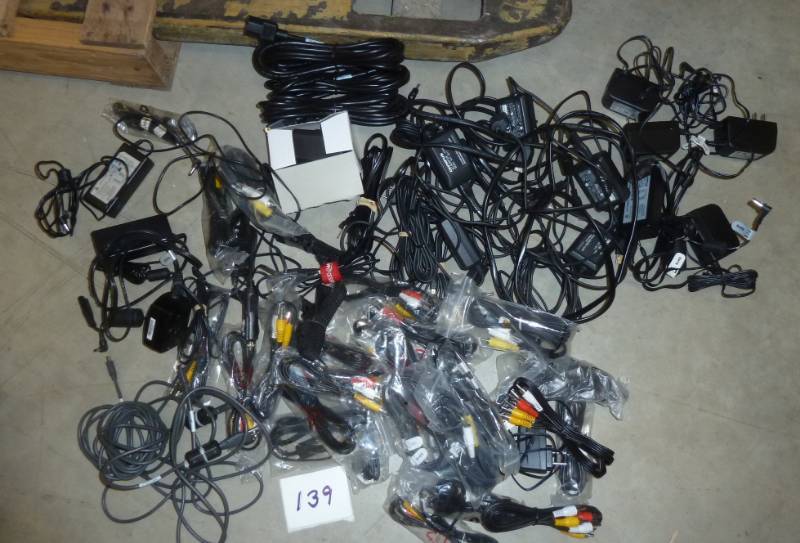 lot 139 image: lot of ac adapters, usb and audio ...