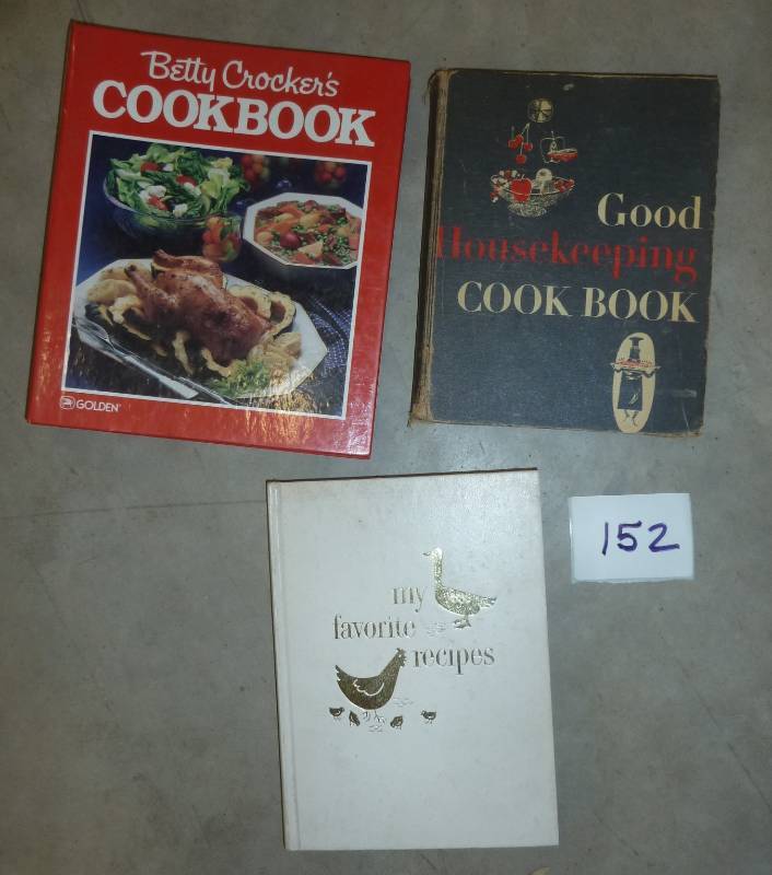 lot 152 image: 3 vintage cookbooks...