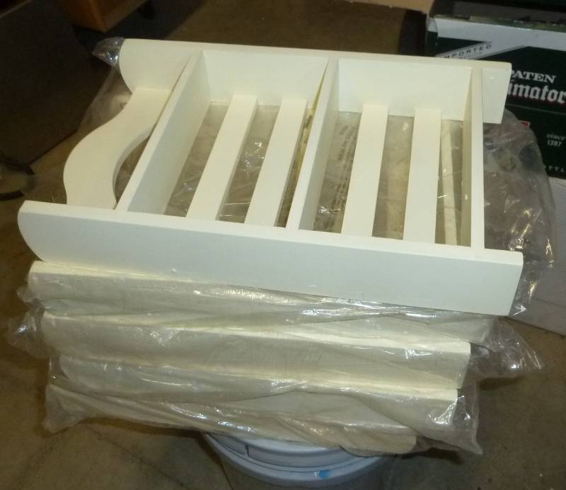 lot 175 image: 5 wooden trinket shelves...