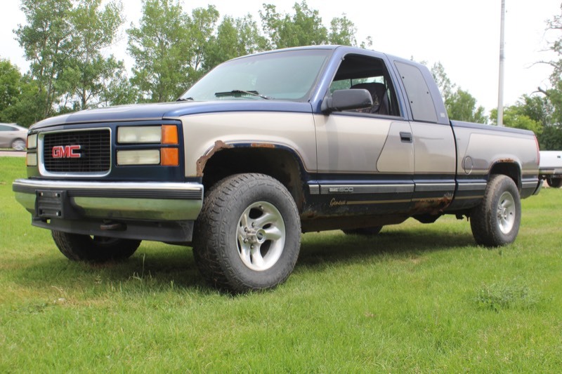 lot 3837 image: 1995 GMC K1500 Sierra - Geneva Conversion -