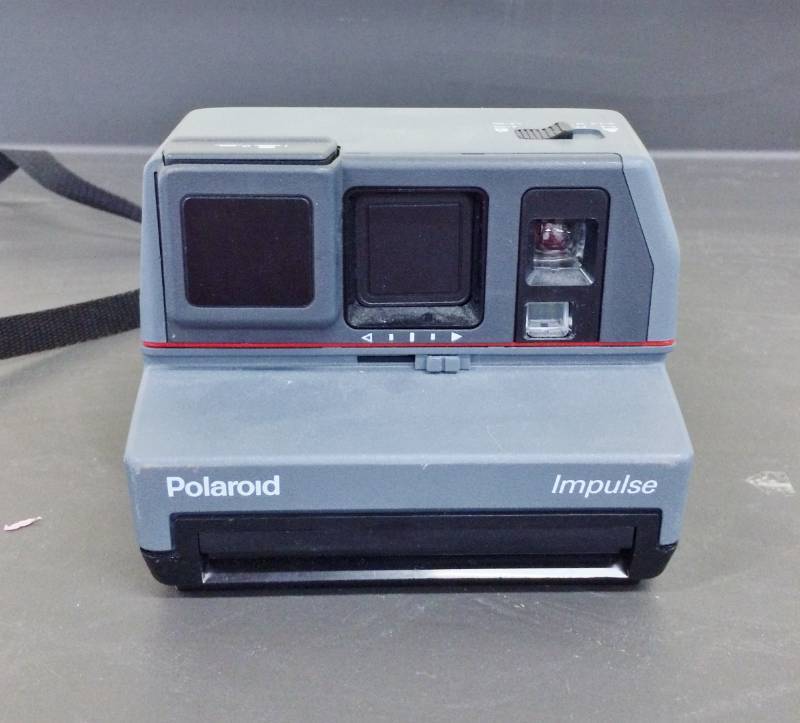 lot 70 image: Poloroid Impulse Camera