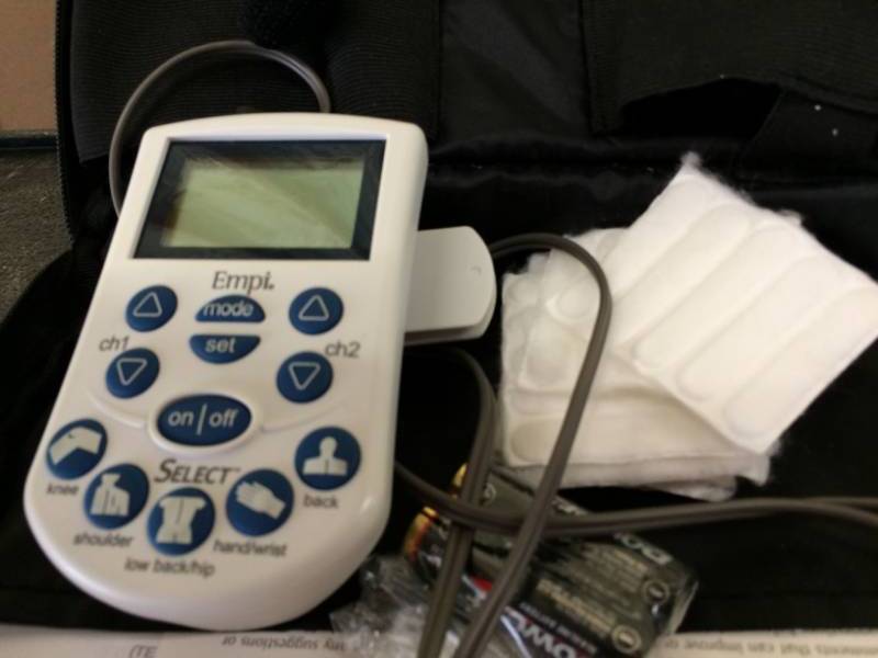 lot 82 image: Select TENS Pain Management System&nbspby&nbspEmpi - Excellent Working Condition