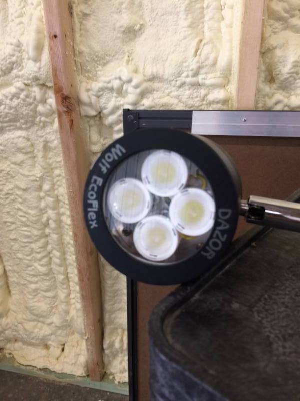 lot 6 image: Wolf EcoFlex Dimmable LED Bench Light with 25 Flexible Arm Reach, Clamp Mount, Black - Excellent Working Condition