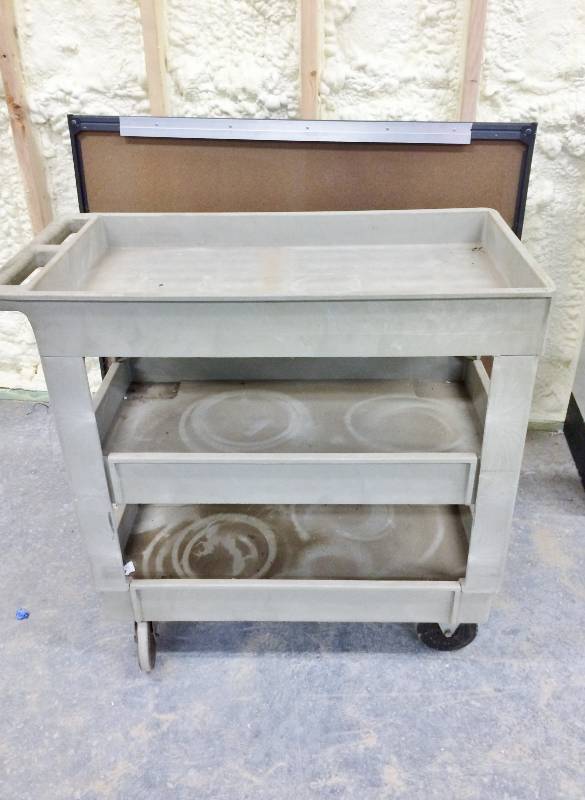 lot 39 image: Rubbermaid Commercial 3 Tier Utility Cart - Needs a Little Clean Up On The Shelves But Will Last More Than A Lifetime