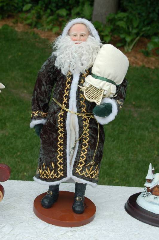 lot 69 image: Collection of Christmas Figures