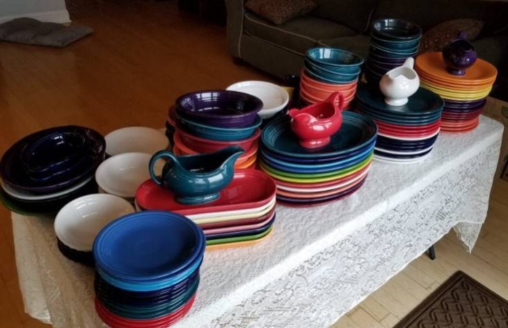 lot 14 image: Homer Laughlin Fiesta Service for 36  Lot of 169 Pieces