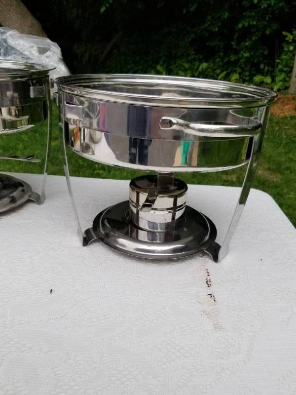 lot 66 image: HUGE Fondue Set