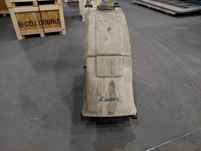 lot 26 image: Castex Falcon Model 2800 Carpet Ext...