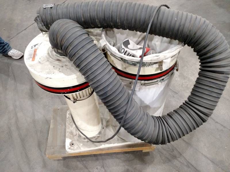 lot 27 image: Jet DC-650 Dust Collector