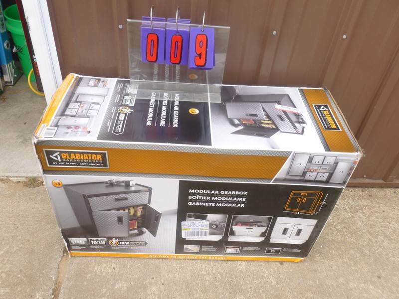 SnS Auctions # 380 Craftsman Tools & water heater