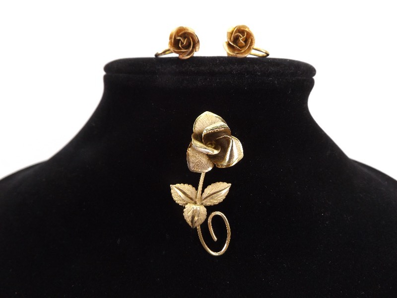 lot 21 image: .925 Sterling Silver Vermeil Rose Brooch and Earring SET
