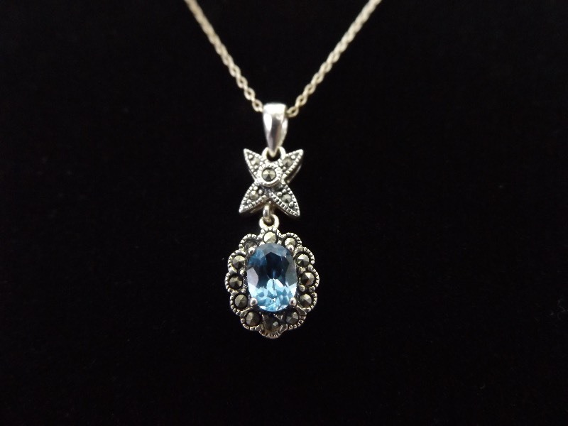 lot 27 image: .925 Sterling Silver Art Nouveau Blue Topaz Pendant Necklace
