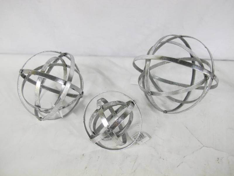 lot 32 image: NEW 3 Different Sized Galvanized Metal Band Decorative Spheres - Collapsible- Small, Medium, and Large