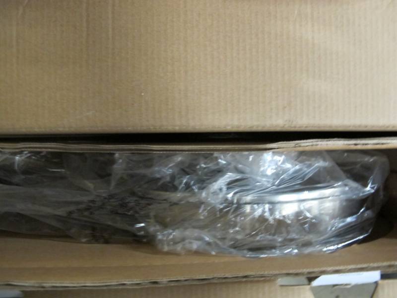 lot 61 image: GreenPan Venice Ceramic Non-Stick Covered Frypan, 12-Inch Tri-Ply Stainless Steel with Thermolon