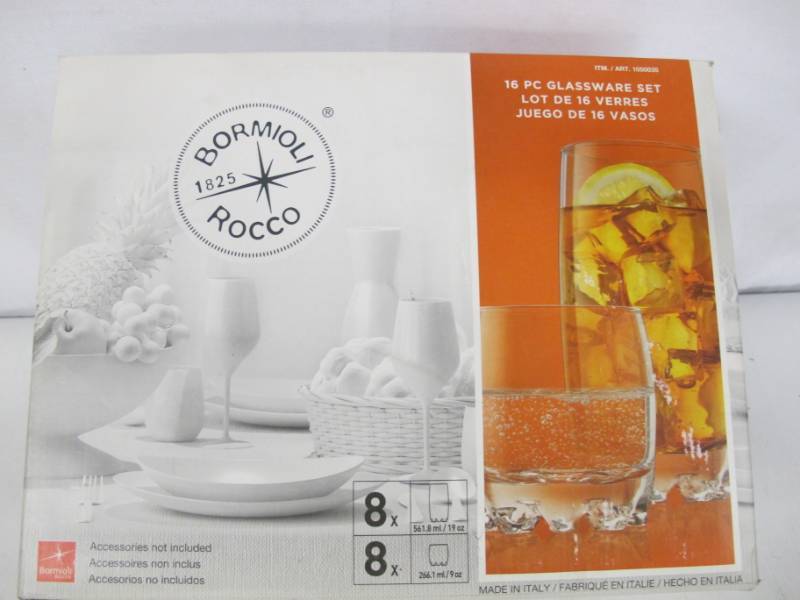 lot 31 image: Luigi Bormioli Rocco 16 Piece Glassware Set 9 oz. & 19 oz. Glasses