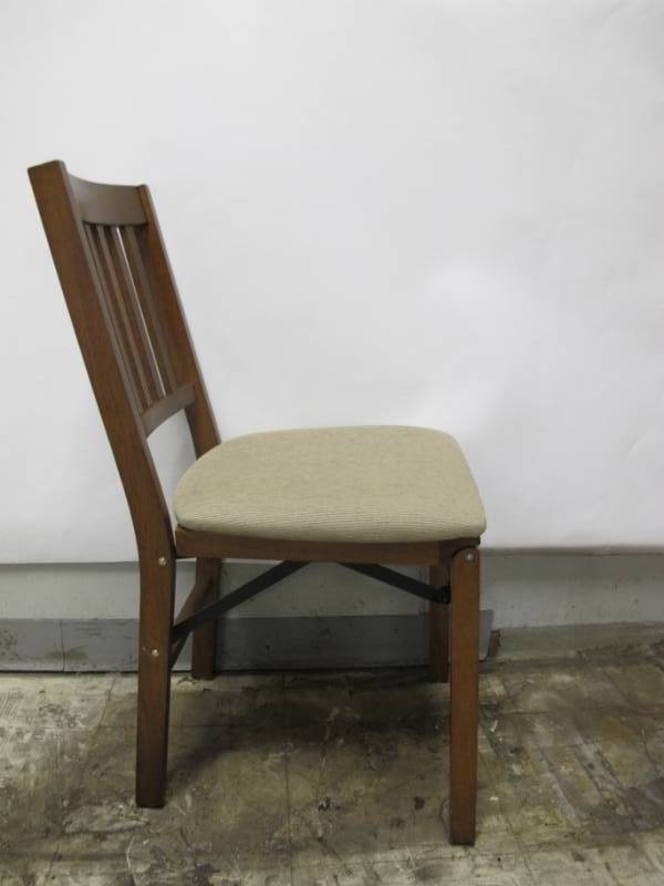 lot 42 image: Stakmore Solid Wood Folding Chair - 1 Chair - Fruitwood  Karla Shell
