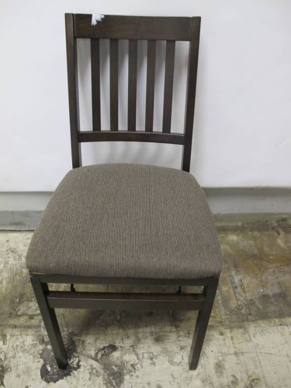lot 43 image: Stakmore Solid Wood Folding Chair - 1 Chair - Espresso