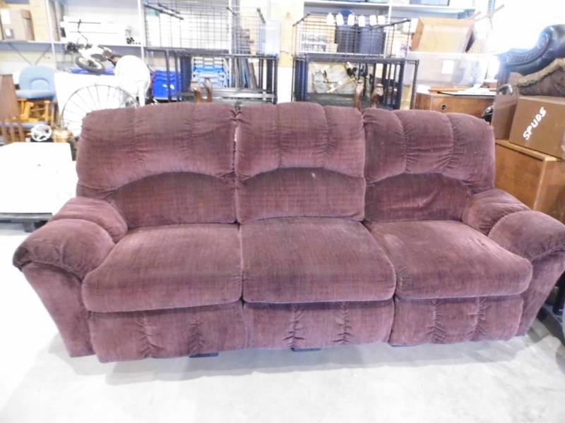 lot 10 image: Reclining Sofa