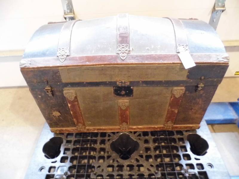 lot 15 image: Camelback Trunk
