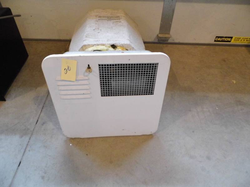 lot 20 image: Subaru Camper Water heater