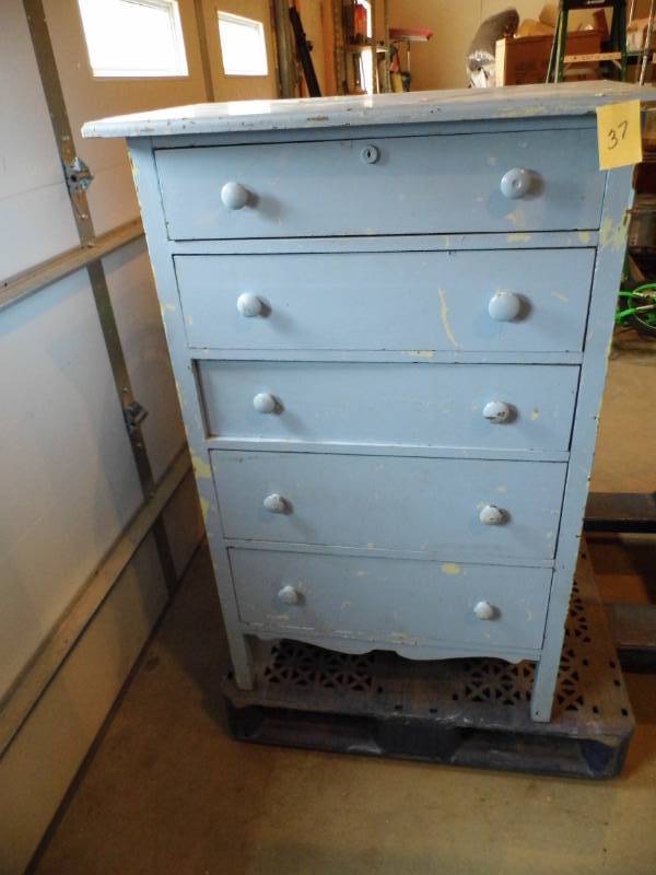lot 37 image: Blue Dresser