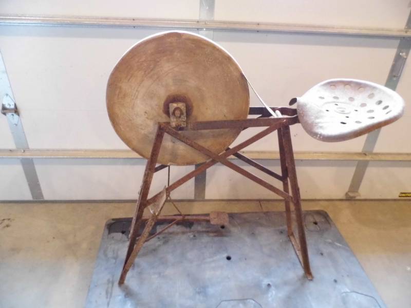 lot 49 image: Sharpening Wheel