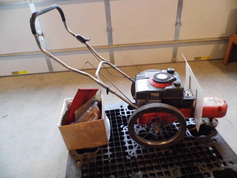 lot 50 image: Vector XLC Trimmer
