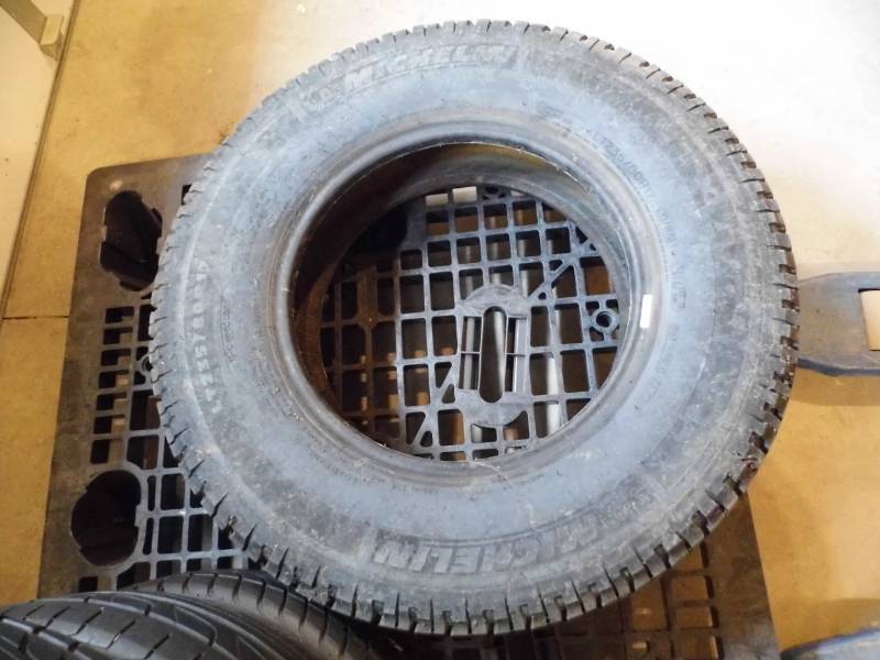 lot 52 image: Michelin Tire