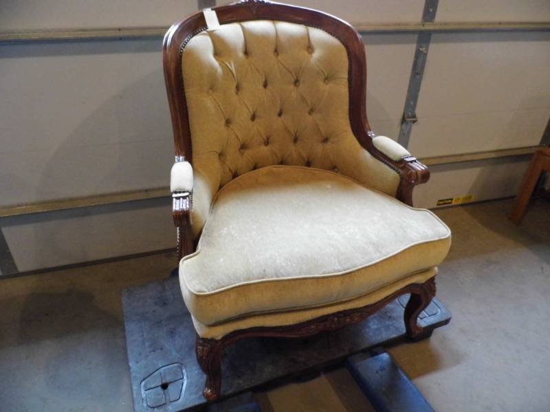 lot 87 image: Chair