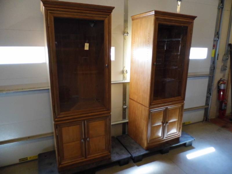 lot 96 image: Thomasville Entertainment Center