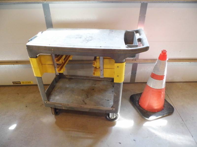 lot 107 image: Cart w Cone