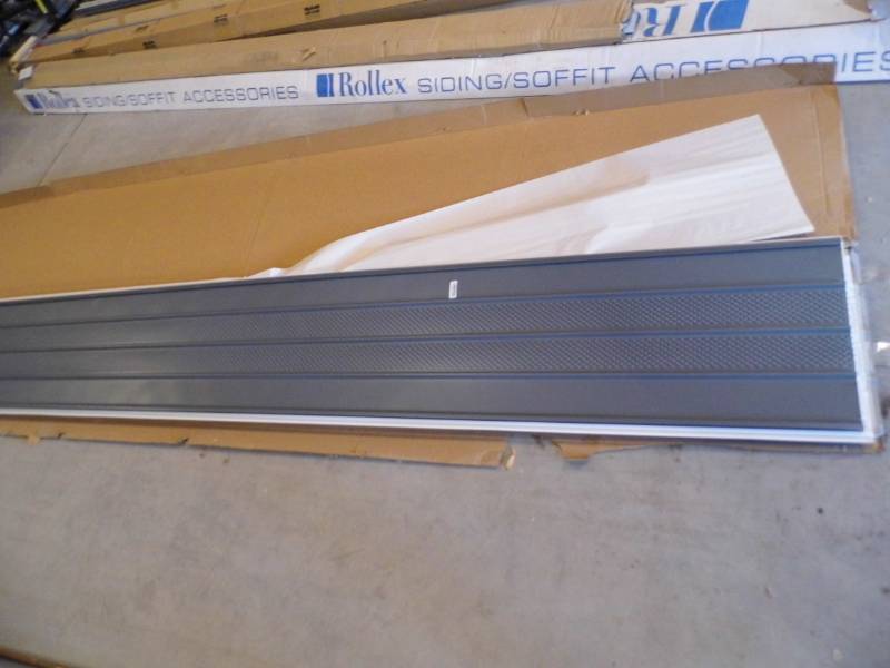 lot 116 image: Assorted Siding Soffit - Corners - Roof Edge