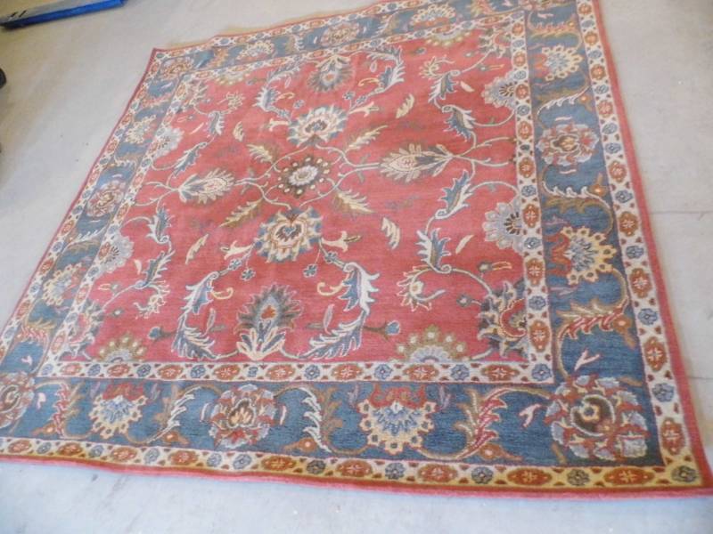 lot 126 image: Rug