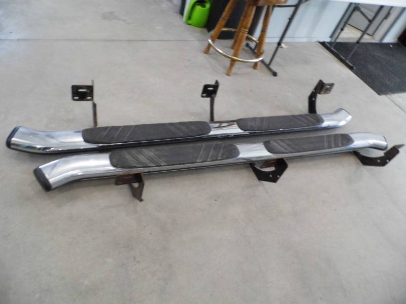 lot 137 image: Running Boards