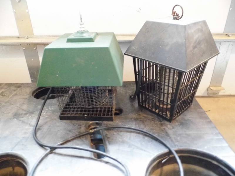 lot 147 image: Lot of 2 Bug Zappers