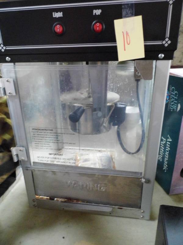 lot 10 image: Waring Popcorn Maker