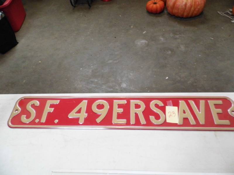 lot 23 image: SF 49ers Metal Sign