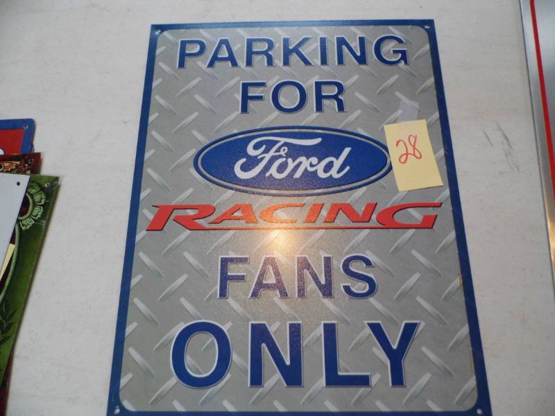 lot 28 image: Ford Sign